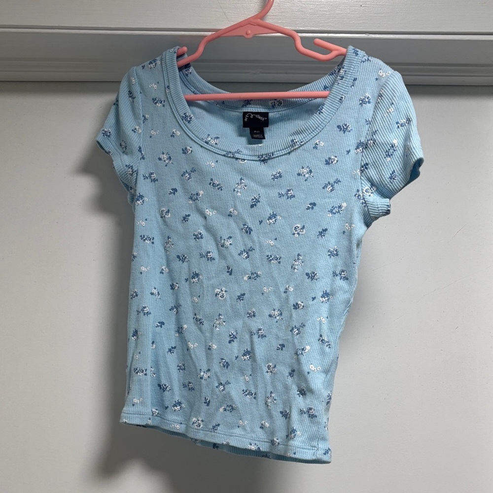 art class Light Blue Floral Short Sleeve Tee